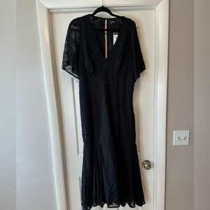 Boohoo Black Lace Midi Dress with V-Neck